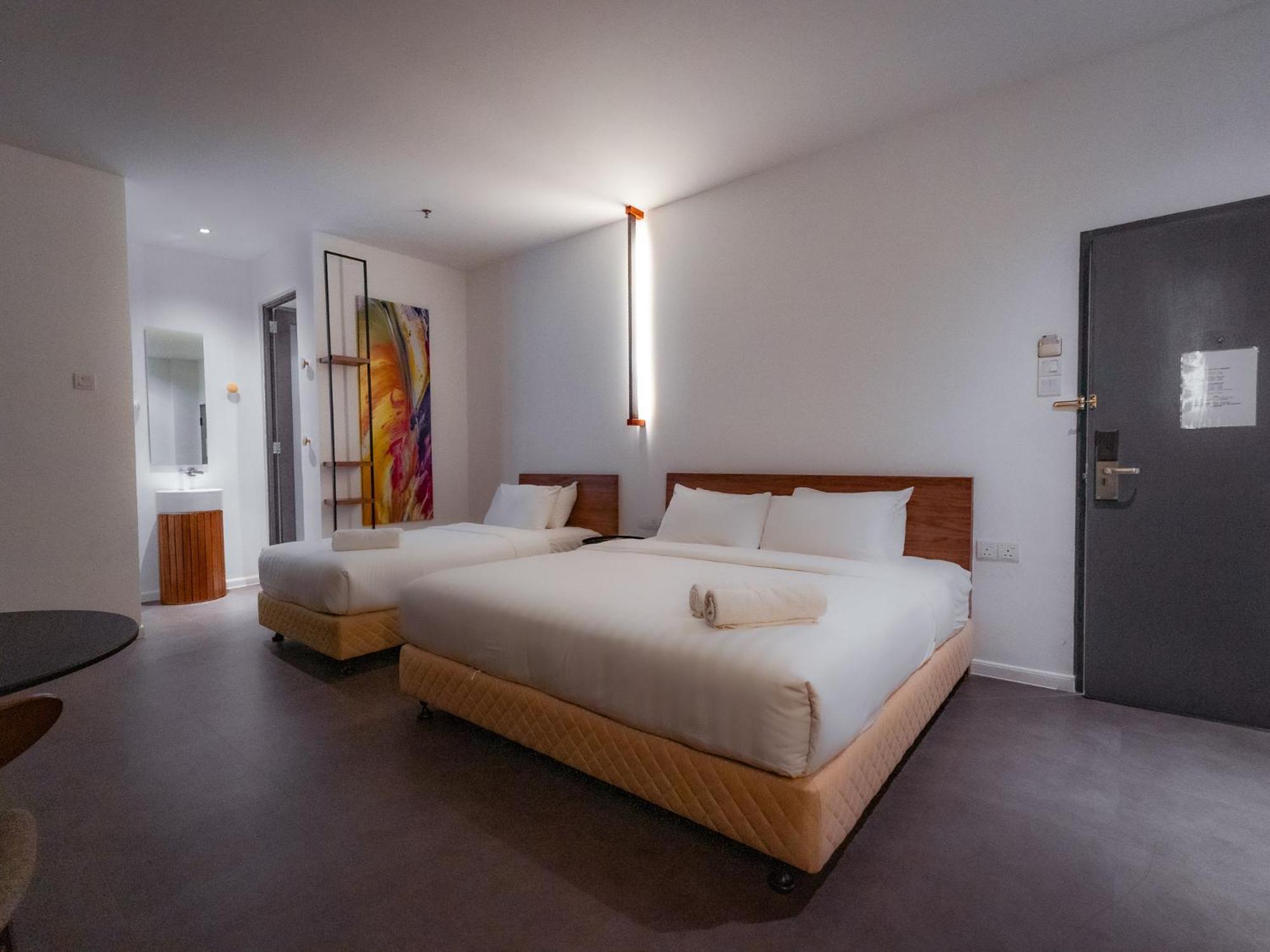 T+ Premium Hotel Алор Сетар Екстериор снимка