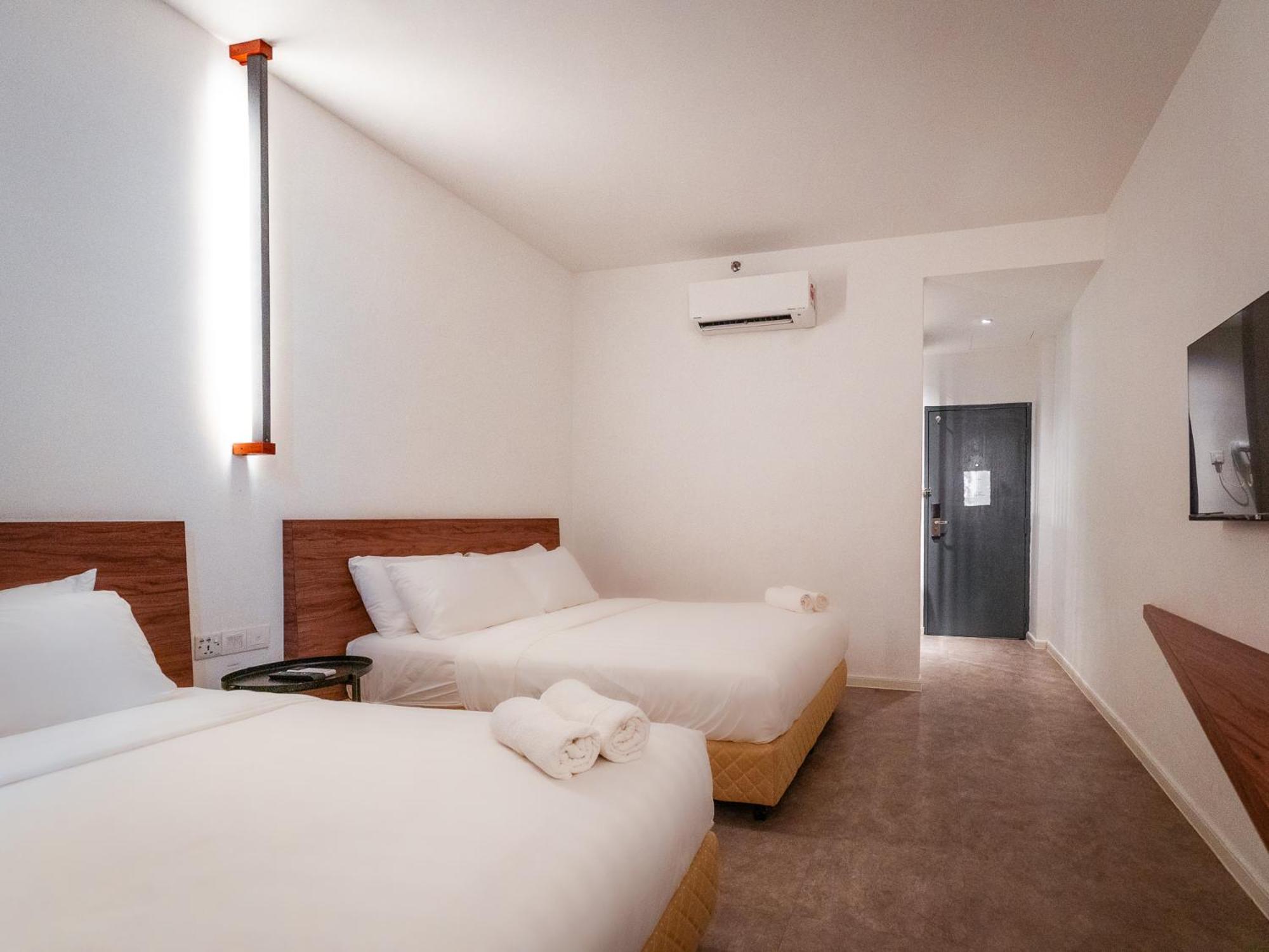 T+ Premium Hotel Алор Сетар Екстериор снимка